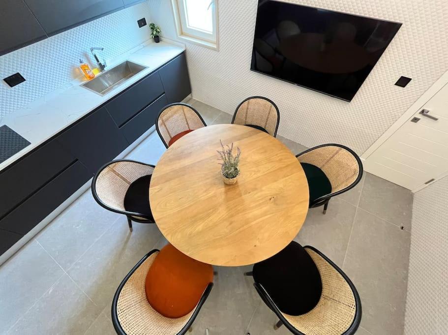 Beautiful 4-Bedroom Townhouse In Sliema Luaran gambar